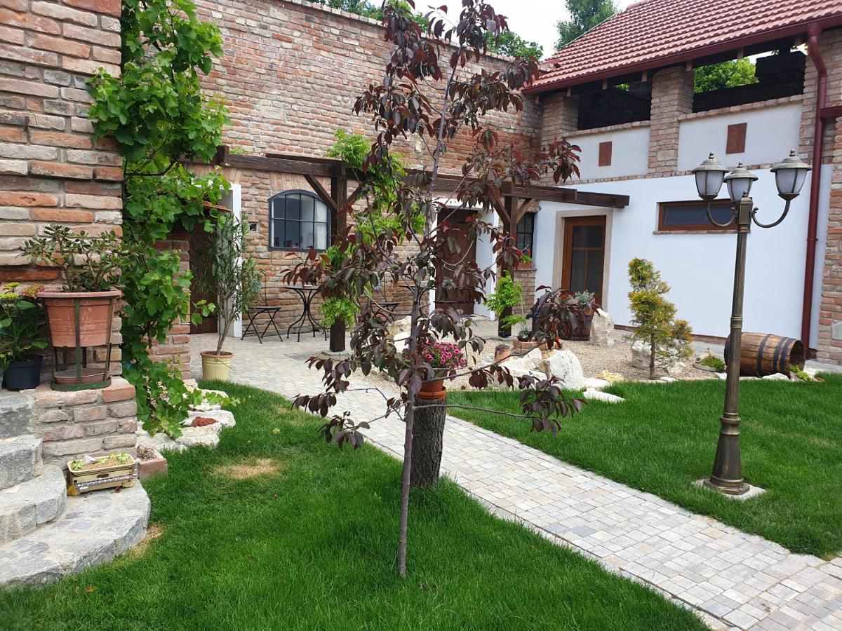 Apartmány in Veritas Mikulov Esterno foto
